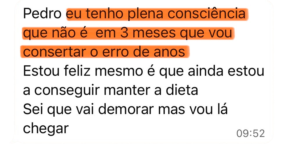 Feedback de cliente sobre corrigir hábitos e manter a dieta.